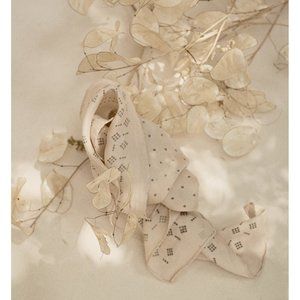 OZMA of Califórnia Silk Dot Hankie in Bare New with Tags